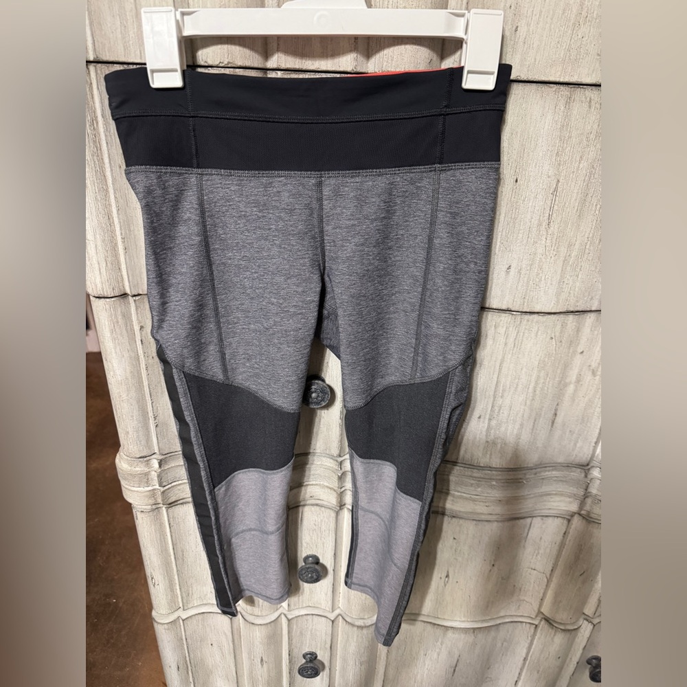 Lululemon crop legging